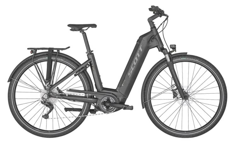 Scott Sub Sport 20 E-Bike mit tiefem Einstieg und Gepäckträger auf weißem Hintergrund.