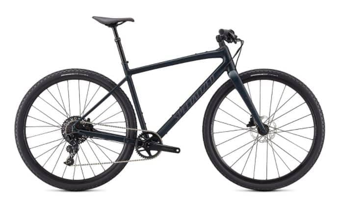 Modern Specialized Diverge E5 bike in navy, with drop handlebars and robust tires on a white background.